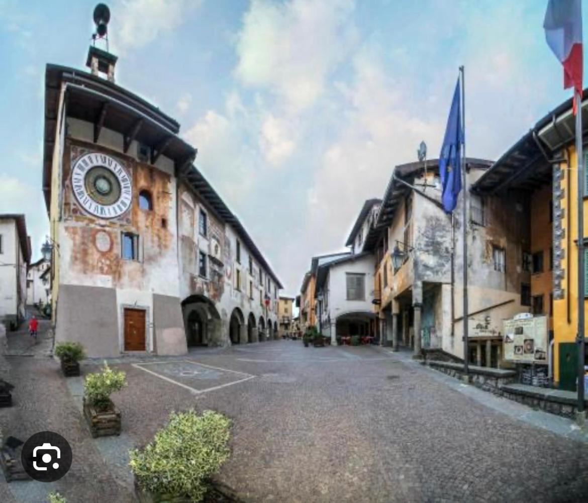 Ferienwohnung Mansarda G.A. Clusone Exterior foto